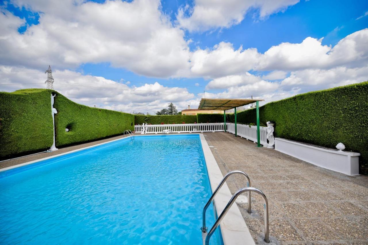 I Cinque Trulli With Swimming Pool Vila Martina Franca Exterior foto