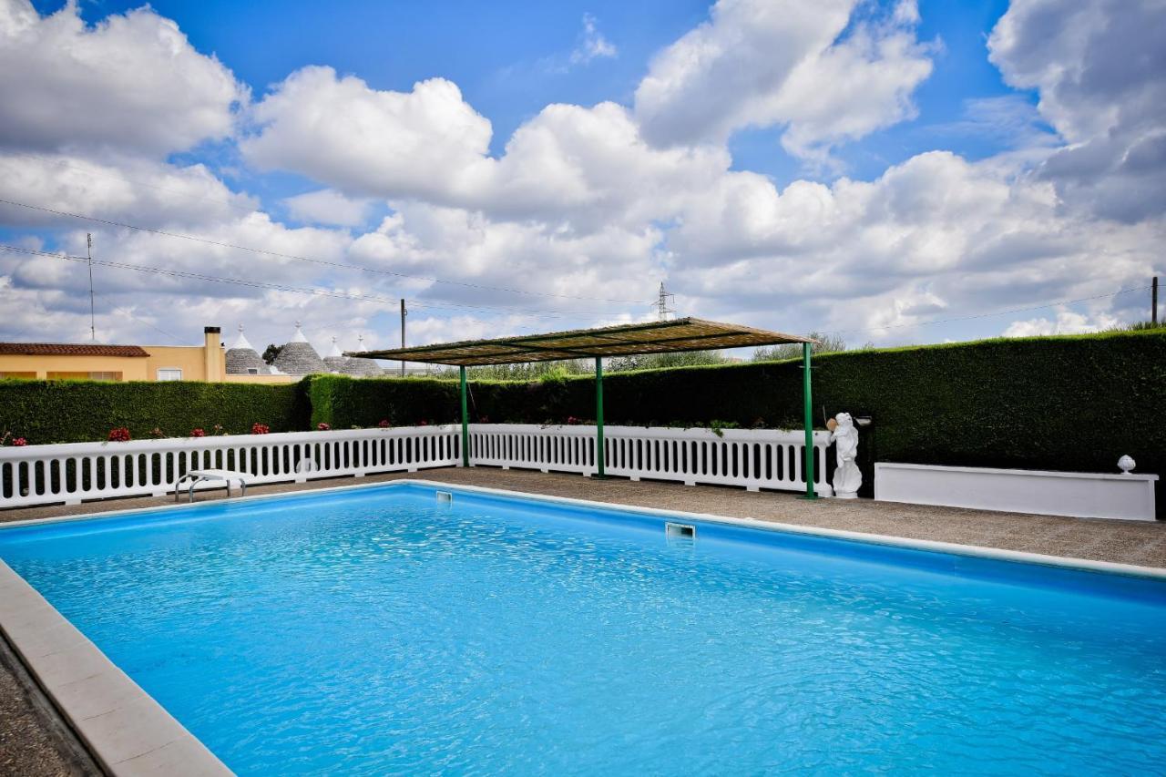 I Cinque Trulli With Swimming Pool Vila Martina Franca Exterior foto