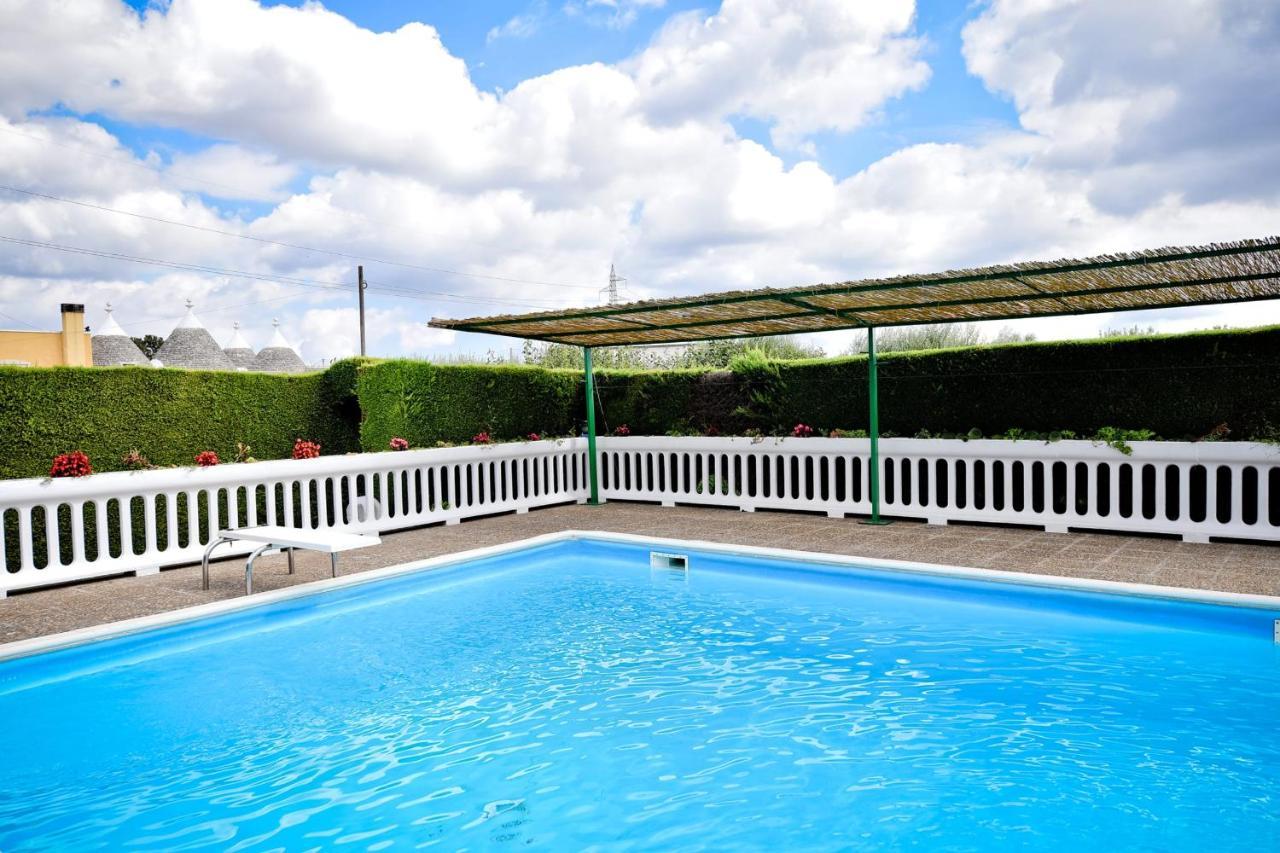 I Cinque Trulli With Swimming Pool Vila Martina Franca Exterior foto